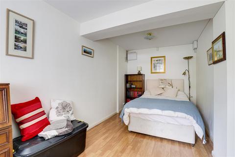 3 bedroom detached house for sale, St. Albans Road, Arnold NG5