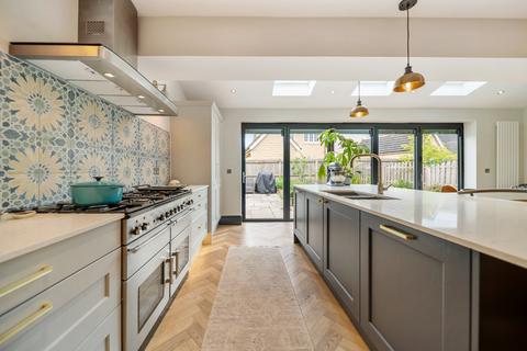8 Bletchley Close, Horsforth, Leeds, LS18 4FD