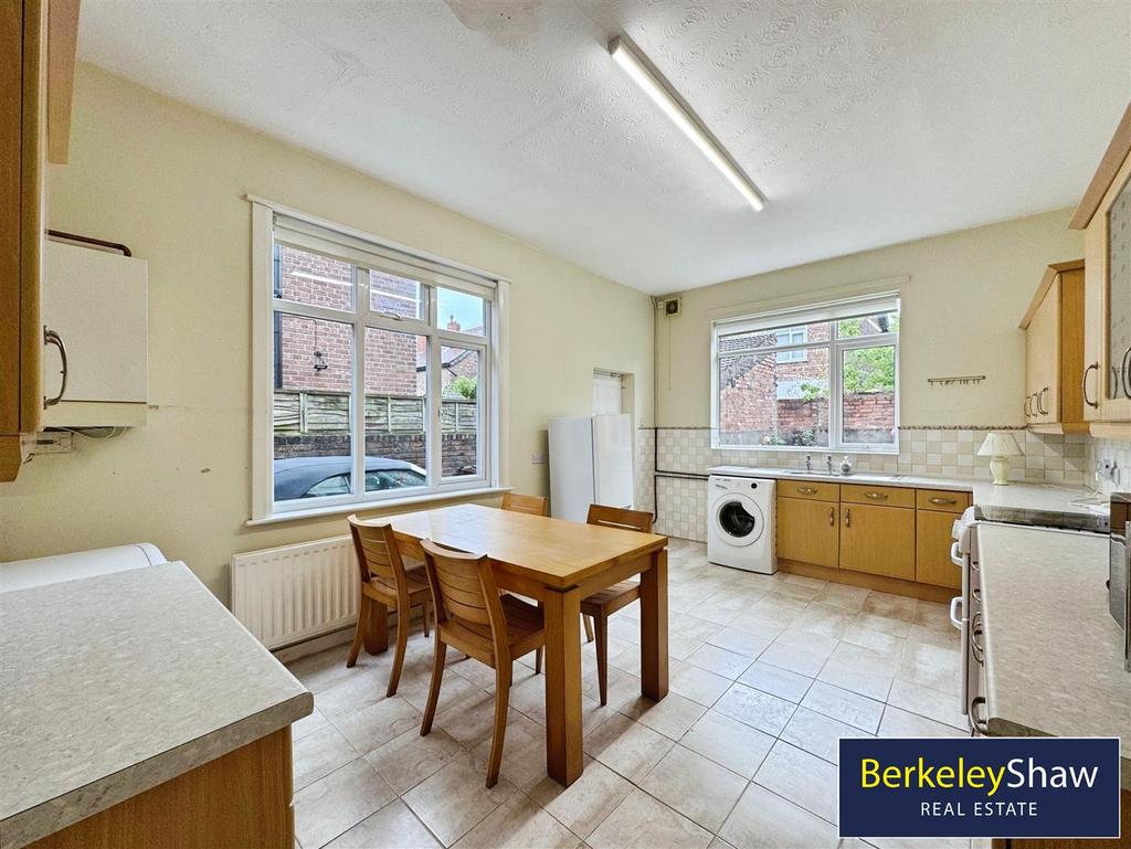 Kitchen diner