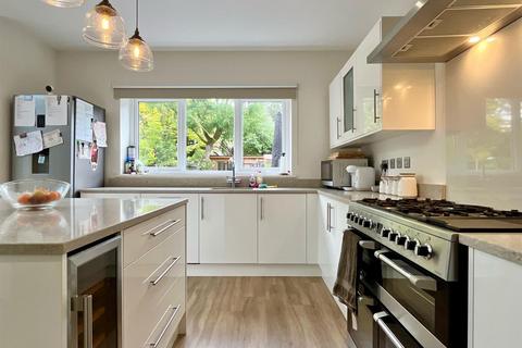 43 Emmanuel Road, Sutton Coldfield, B73 5LY