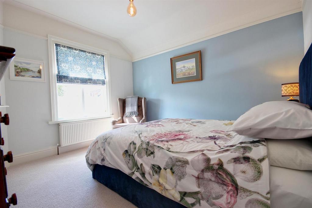 Bedroom 3 (rear)