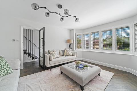 10 Baldocks Road, Theydon Bois, Epping, CM16 7EB