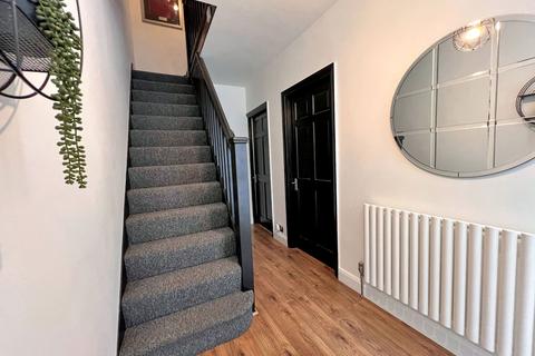 31 Cavenham Gardens, Hornchurch, RM11 2AU