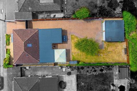 4 bedroom detached bungalow for sale, Warden Hill Road, Luton, Bedfordshire, LU2 7AE