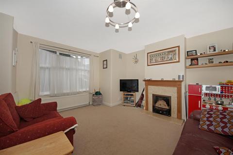 5 Maple Grove, London, W5 4LA