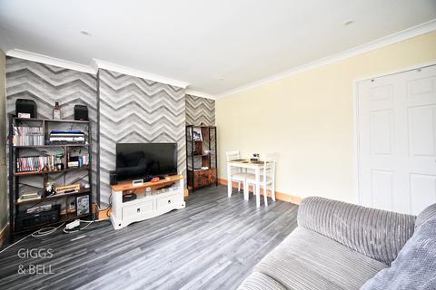 35 Fair Oak Drive, Luton, LU2 7TQ