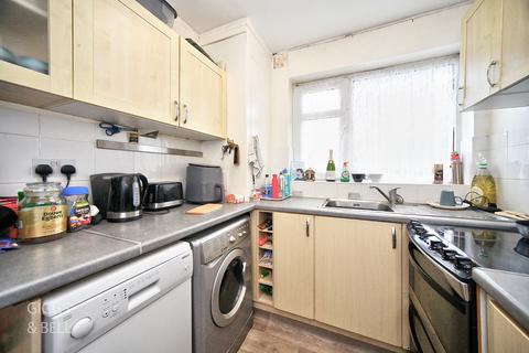 35 Fair Oak Drive, Luton, LU2 7TQ