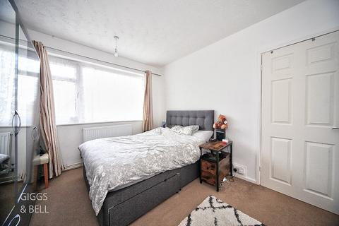 35 Fair Oak Drive, Luton, LU2 7TQ