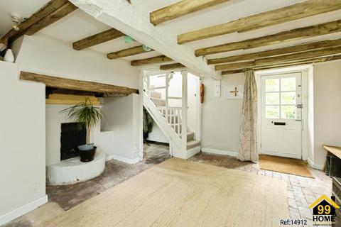 4 bedroom detached house for sale, Howards Crescent, Bexhill-on-Sea, East Sussex, TN39