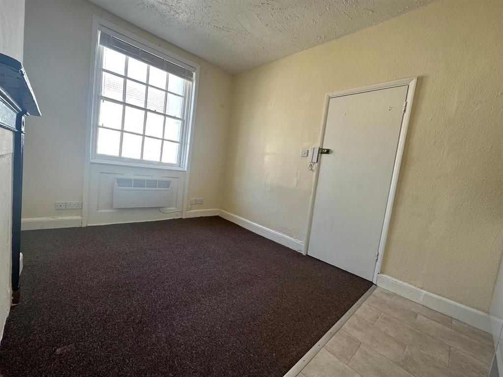 STUDIO 2.jpg