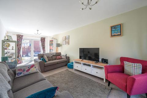 5 bedroom detached house for sale, Feltham Way, Tewkesbury, Gloucestershire