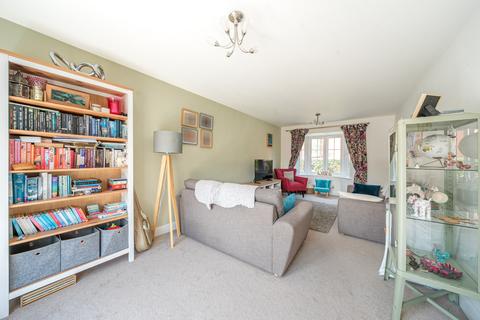 5 bedroom detached house for sale, Feltham Way, Tewkesbury, Gloucestershire