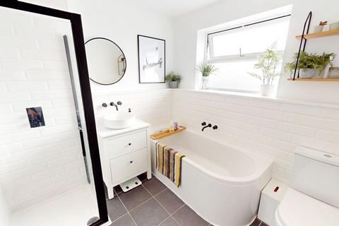 3 bedroom detached house for sale, Barnfield Drive, Westhoughton, BL5