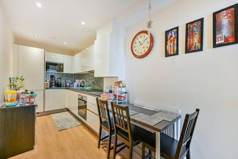 undefined, Staines Road, Hounslow, HOUNSLOW, TW4