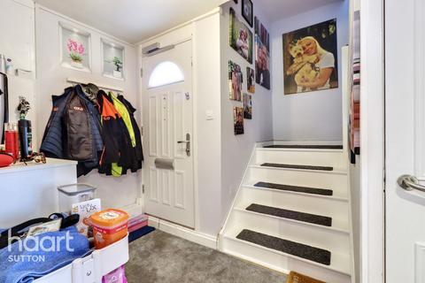 92 Hulverston Close, Sutton, SM2 6TZ