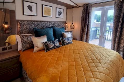 undefined, The Red Kite  Woodlands Lodge Retreat, New Quay SA45