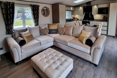 undefined, The Red Kite  Woodlands Lodge Retreat, New Quay SA45