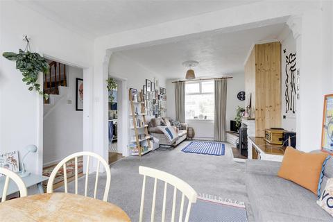 4 Acton Road, Arnold, Nottingham, NG5 7AD