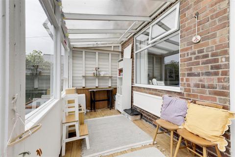 4 Acton Road, Arnold, Nottingham, NG5 7AD