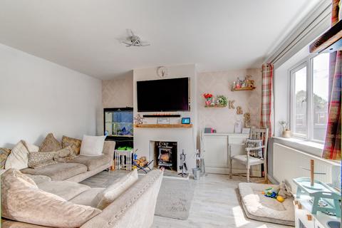16 Auxerre Avenue, Redditch, B98 7QP