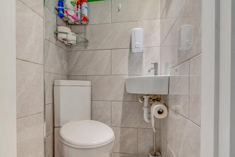 16 Auxerre Avenue, Redditch, B98 7QP