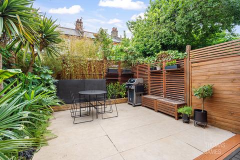 3 bedroom terraced house for sale, Lymington Avenue, London, N22