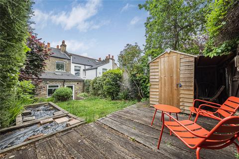 9 Sunnyside, London, SE6 4UR