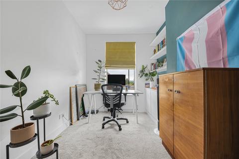 9 Sunnyside, London, SE6 4UR