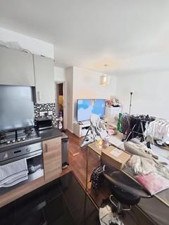 1 bedroom flat for sale, Harman Rise, London IG3