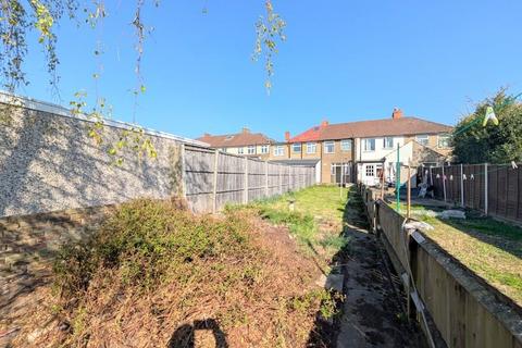 undefined, Fernside Avenue, Feltham, TW13