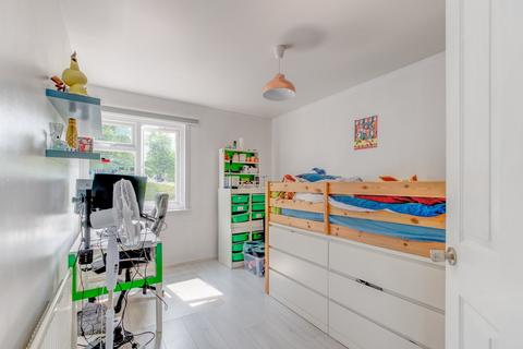 26 Aldington Close, Redditch, B98 7NE