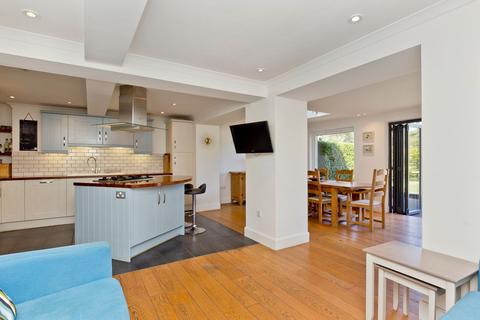 36 Blackie Road, Edinburgh, EH6 7ND