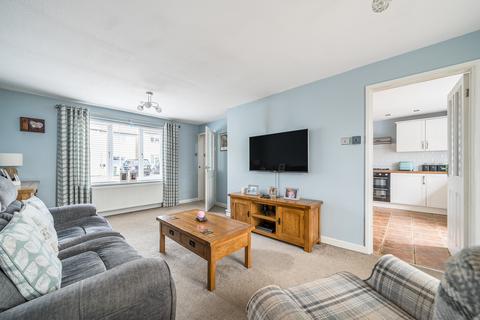 45 Britannia Crescent, Lyneham, Chippenham, SN15 4AW