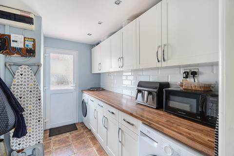 45 Britannia Crescent, Lyneham, Chippenham, SN15 4AW