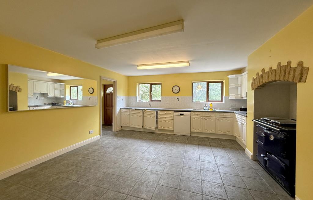 Kitchen 3