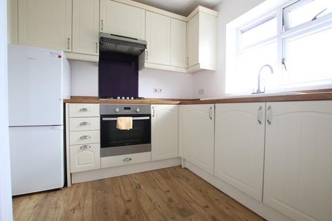1 bedroom flat to rent, Regents Close, Hayes, Middlesex