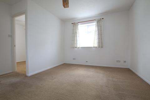1 bedroom flat to rent, Regents Close, Hayes, Middlesex