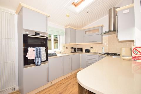 2 bedroom park home to rent, Jaybelle Grange Climping BN17