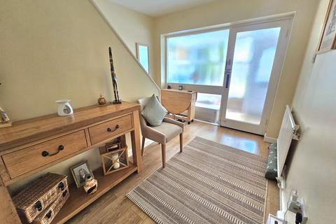 1 Barrhill Close, Birmingham, B43 6LS