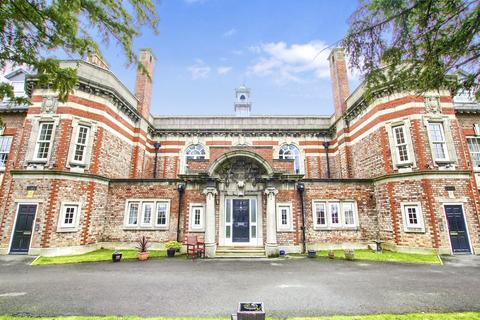 2 bedroom flat for sale, The Old College, Roman Road