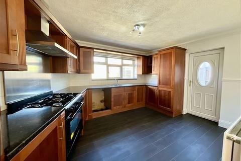 3 bedroom semi-detached house for sale, Skipton Road, Swallownest, Sheffield, S26 4NQ