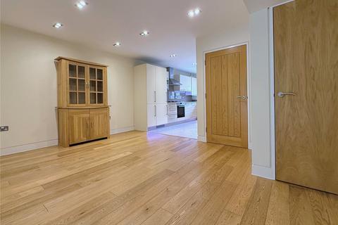 6 Arkenside Mews, Cirencester, GL7 1QQ