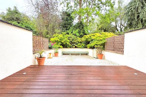 6 Arkenside Mews, Cirencester, GL7 1QQ
