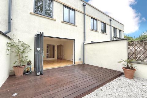 6 Arkenside Mews, Cirencester, GL7 1QQ