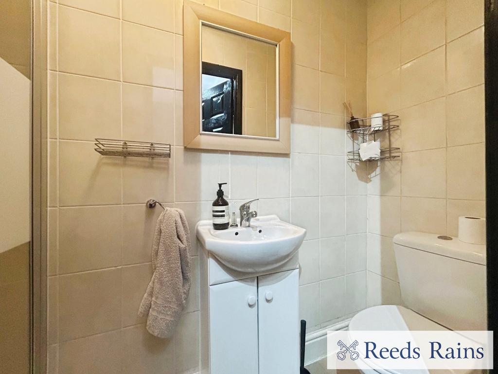 Bedroom Two Ensuite