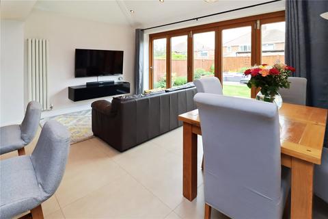4 bedroom semi-detached house for sale, Shields Road, Tyne and Wear SR6