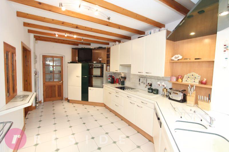 Breakfast Kitchen