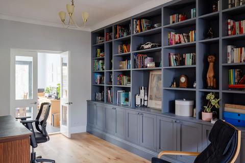 85 Forest Drive East, London, E11 1JX