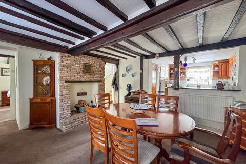 64 Dover Road, Sandwich, CT13 0BY