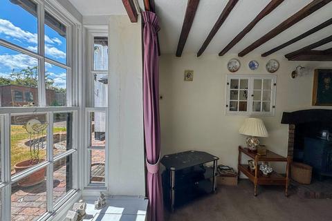 64 Dover Road, Sandwich, CT13 0BY